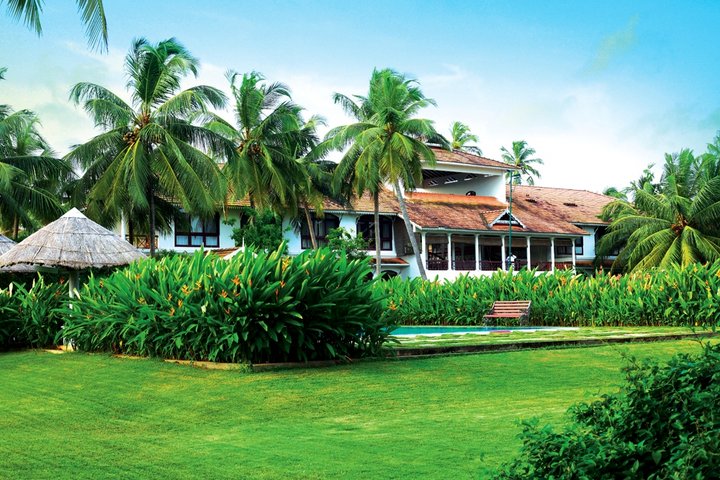 Hotel Rajah Island Haupthaus