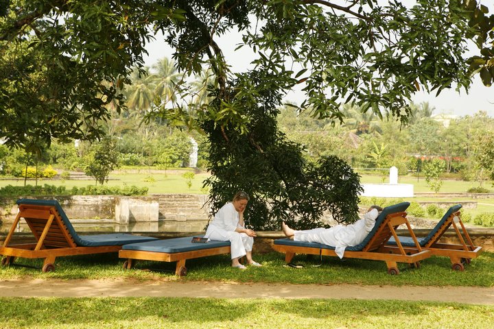 Hotel Kalari Kovilakom Relaxen im Garten